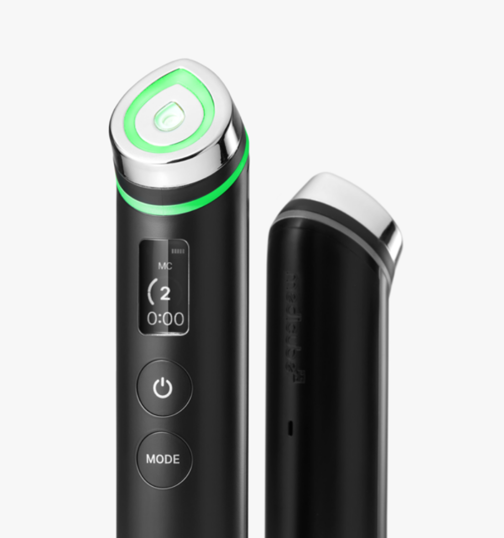Medicube AGE-R Booster Pro – Black